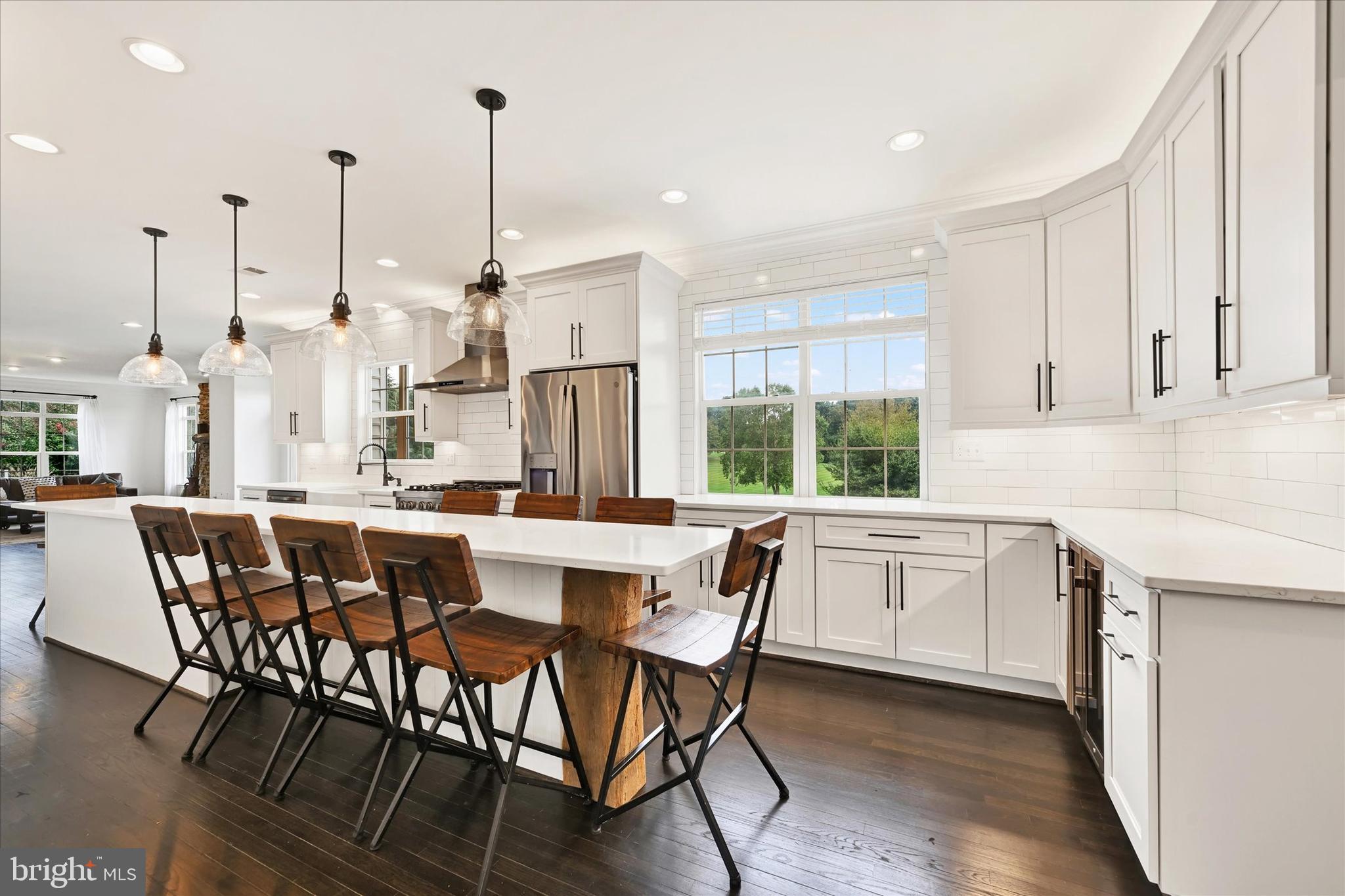 6151 Challedon Circle Mount Airy, MD 21771 - Photo 5 of 55