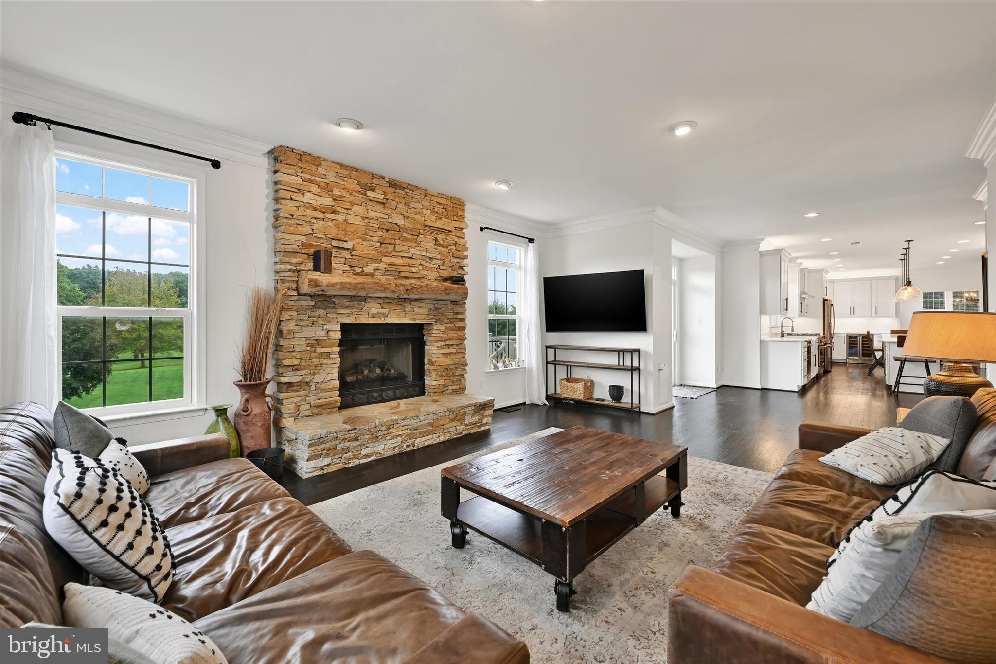 6151 Challedon Circle Mount Airy, MD 21771 - Photo 10 of 55