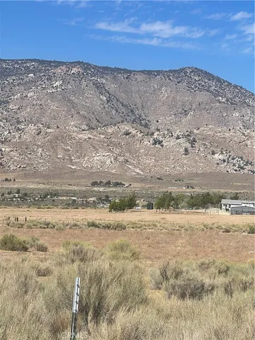 $180,000 | 22836 Bailey Avenue, Onyx, CA 93255