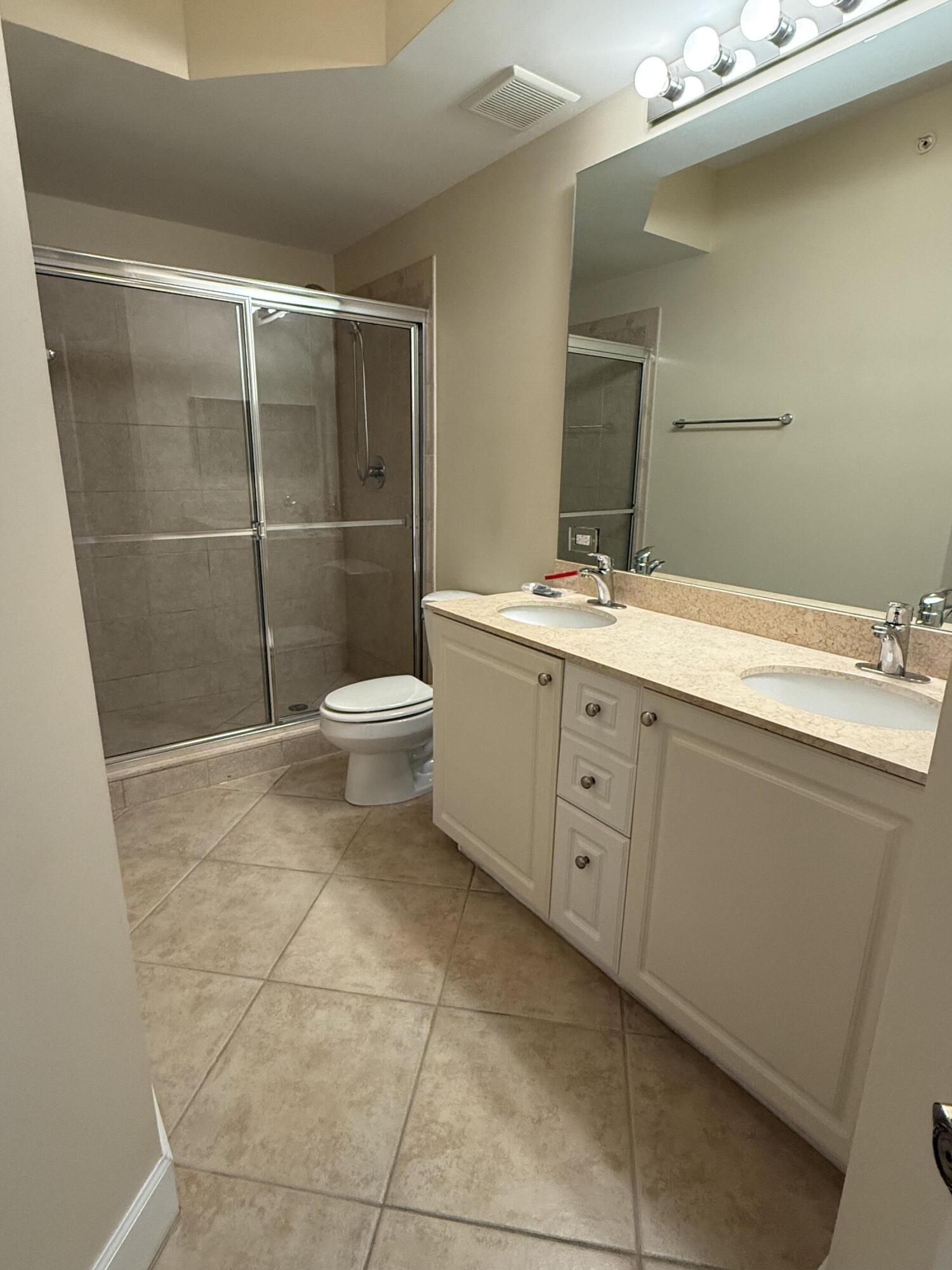 1660 Renaissance Commons Boulevard, Unit 2507 Boynton Beach, FL 33426 - Photo 13 of 17 IMG_2819