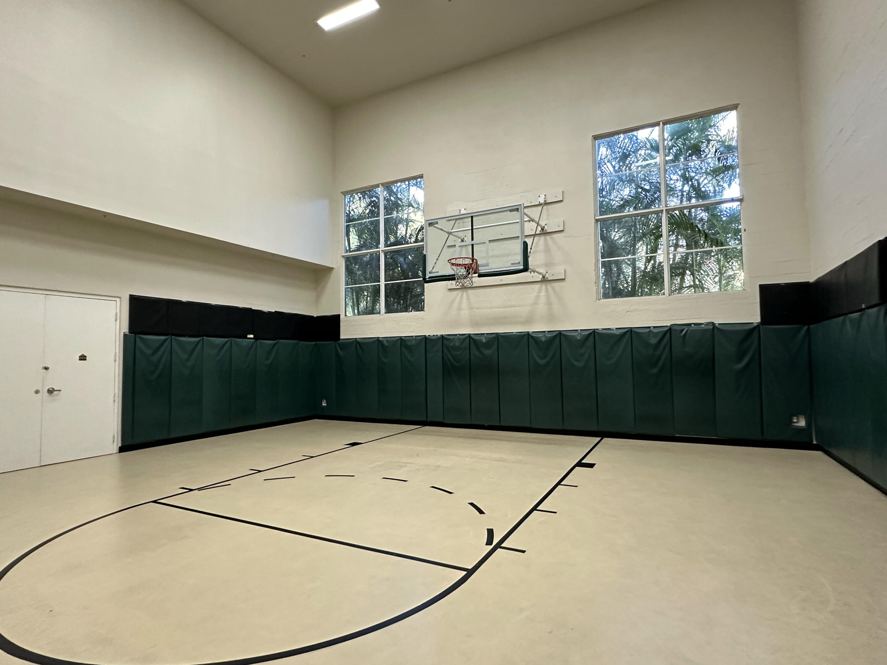 1660 Renaissance Commons Boulevard, Unit 2507 Boynton Beach, FL 33426 - Photo 2 of 17 IMG_6971