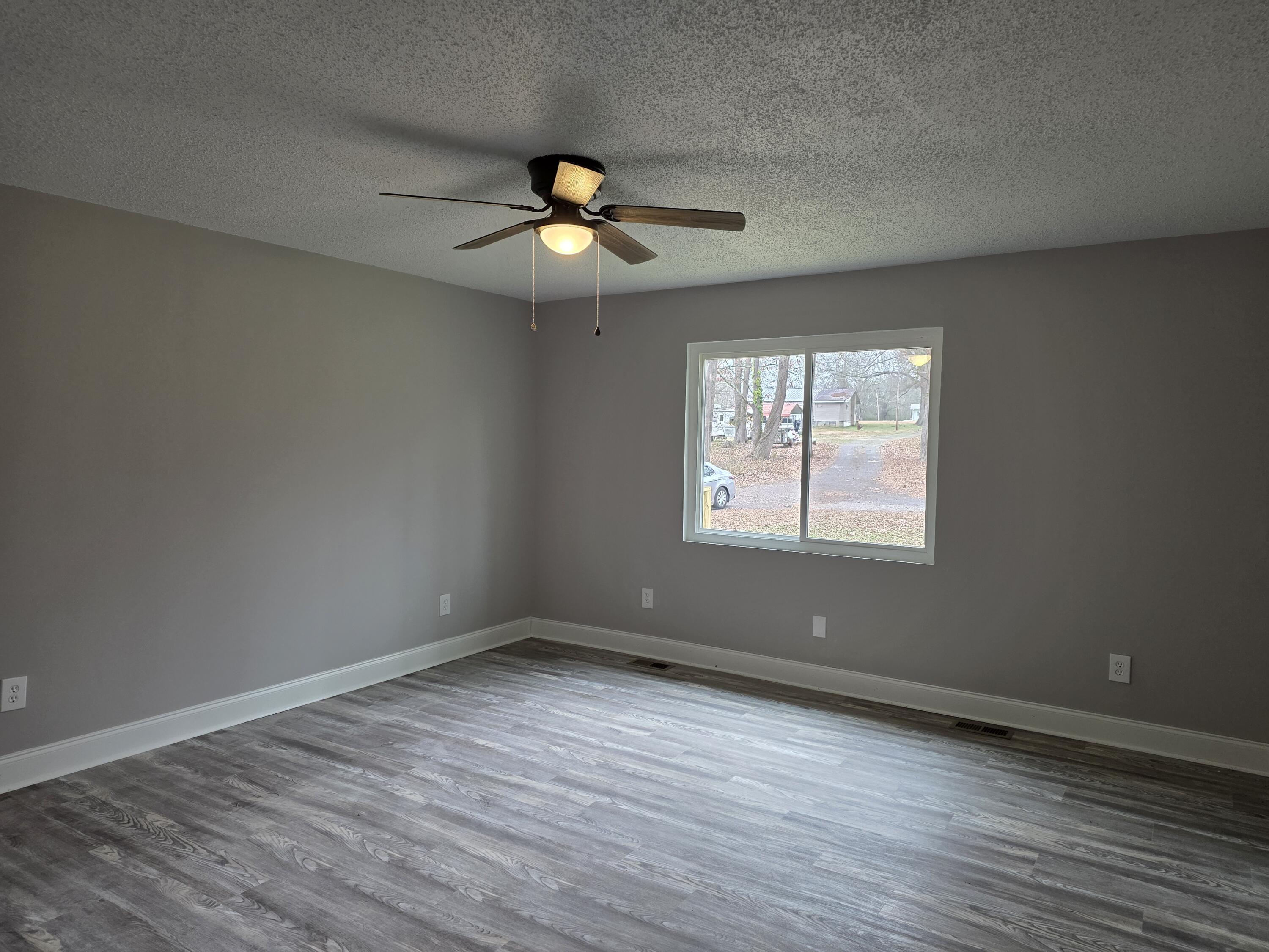 6108 Ramsey Road, Unit B Harrison, TN 37341 - Photo 9 of 32 20260106_141532