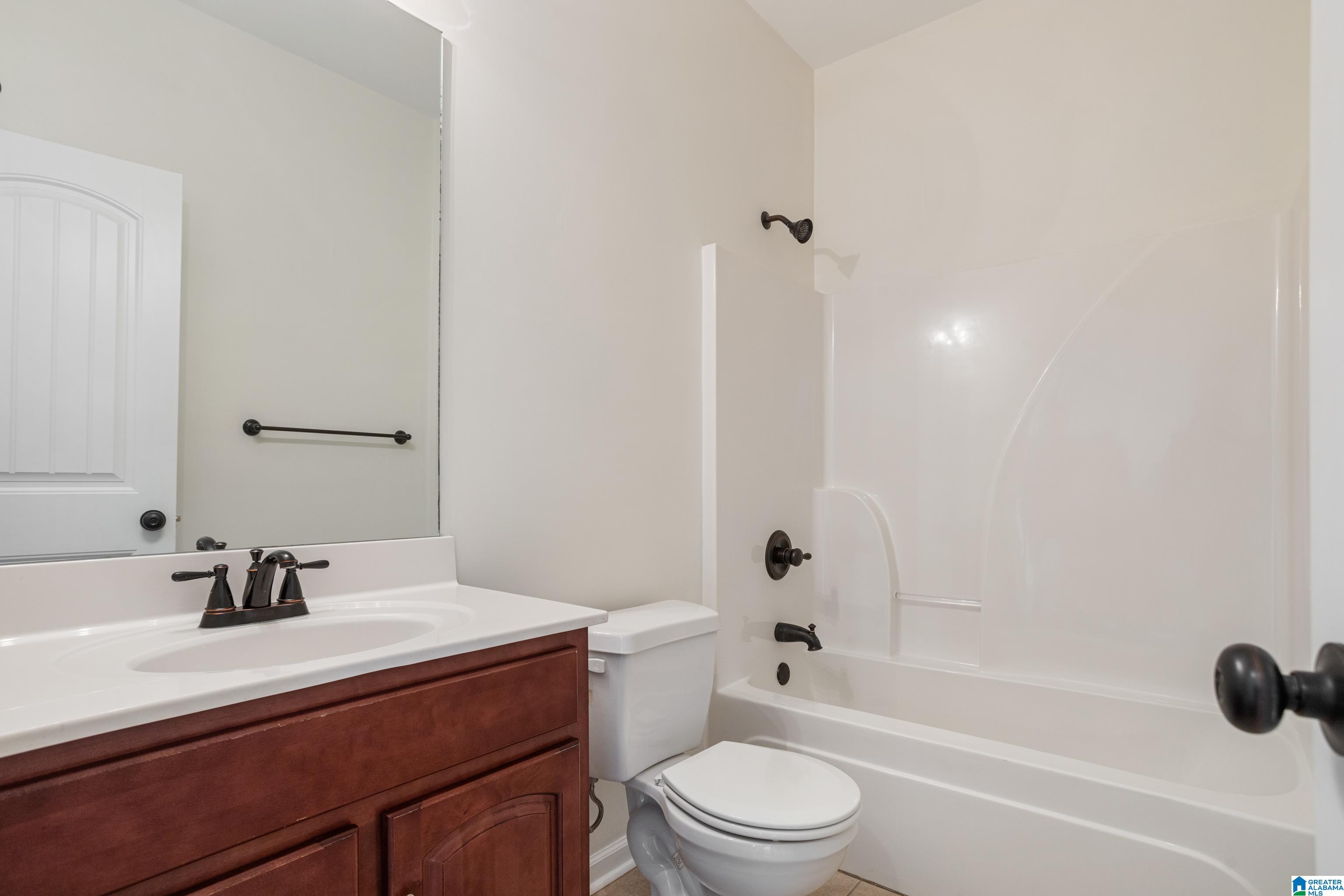 216 Walnut Street Leeds, AL 35094 - Photo 18 of 41