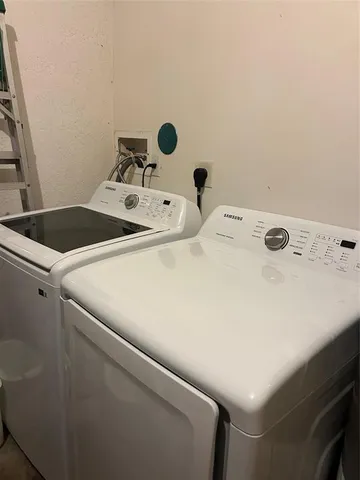 $425,000 | 1210 Northwest 100th Avenue, Unit 1210, Pembroke Pines, FL 33024