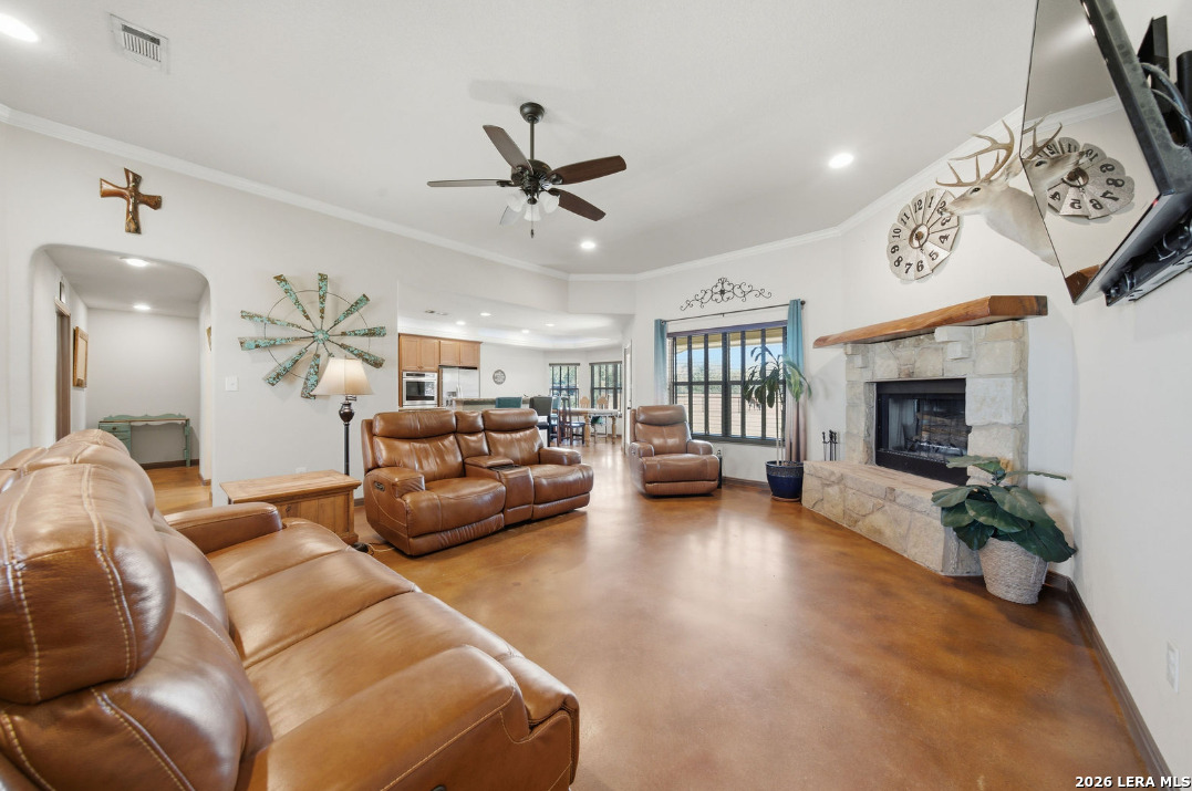 3690 Rakowitz Road Adkins, TX 78101 - Photo 19 of 36 Gallery Image 19