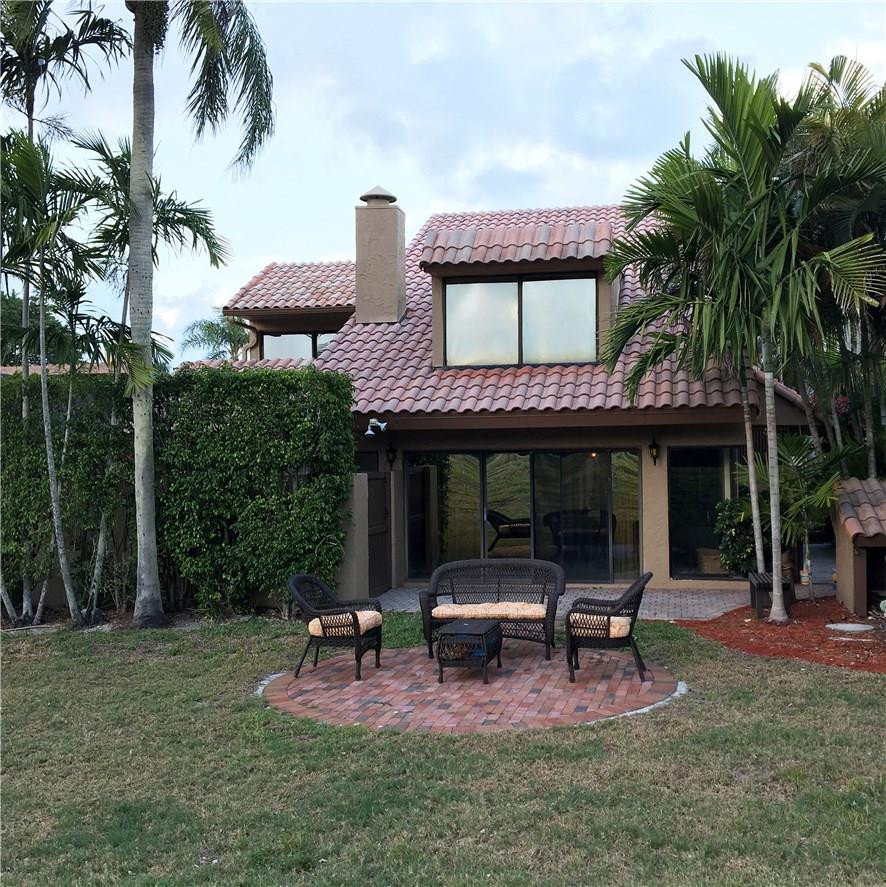 6546 Patio Lane, Unit 3 Boca Raton, FL 33433 - Photo 2 of 27 Photo 2