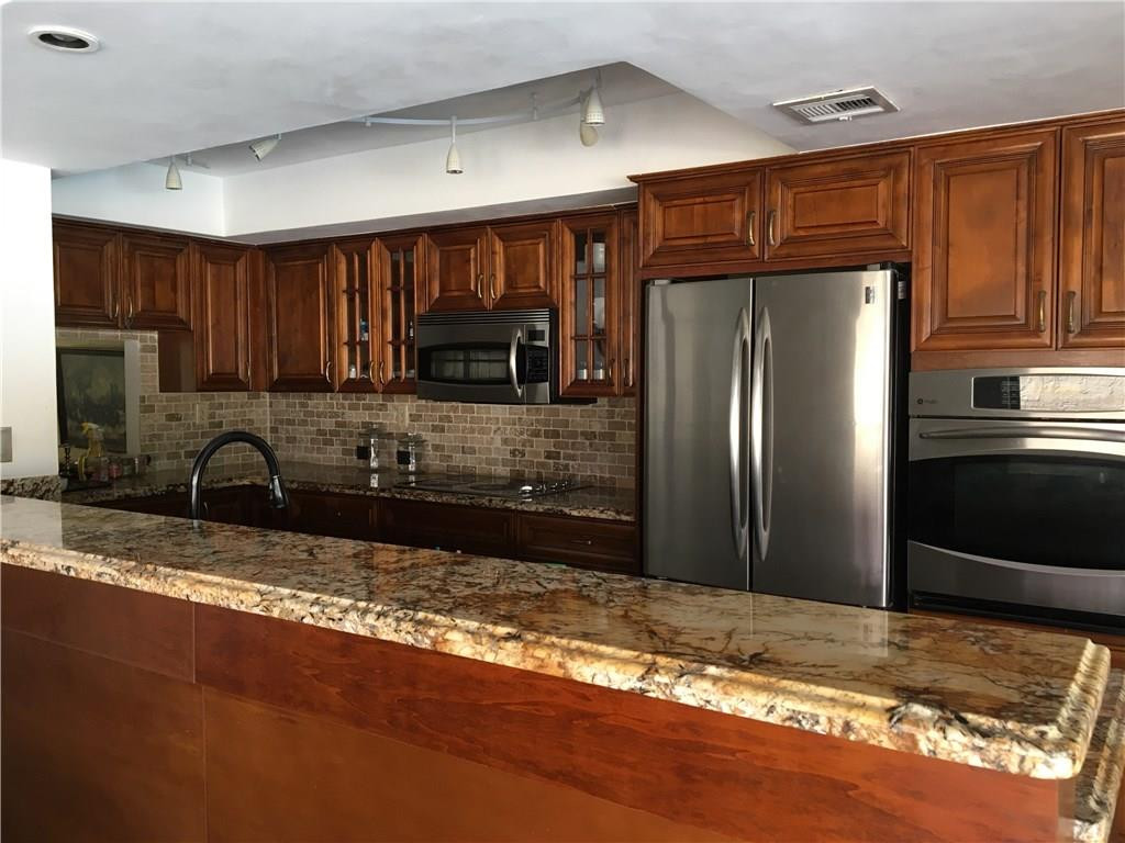 6546 Patio Lane, Unit 3 Boca Raton, FL 33433 - Photo 5 of 27 Photo 5