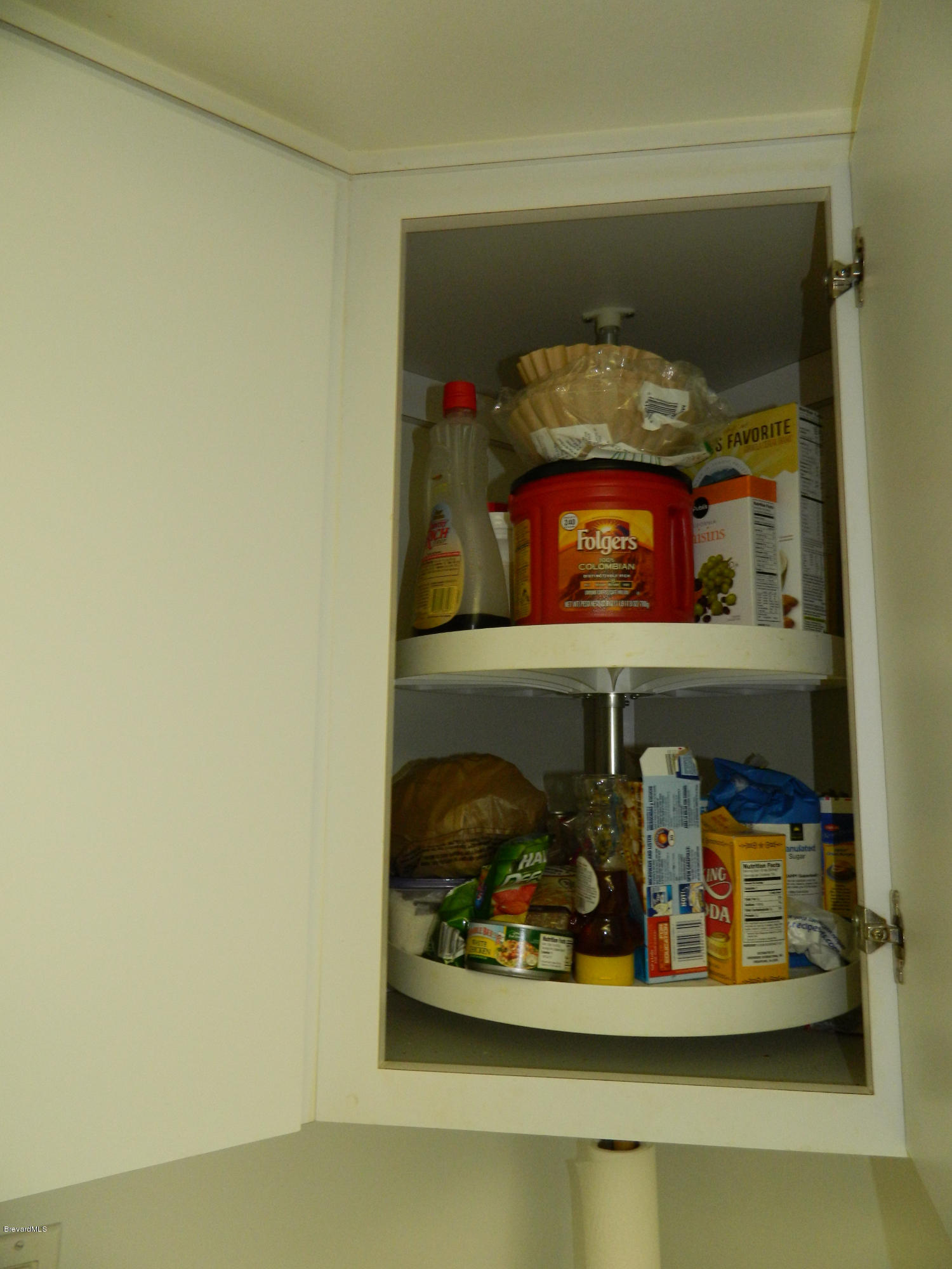 500 Catalina Road, Unit 404 Cocoa Beach, FL 32931 - Photo 24 of 26 cabinet