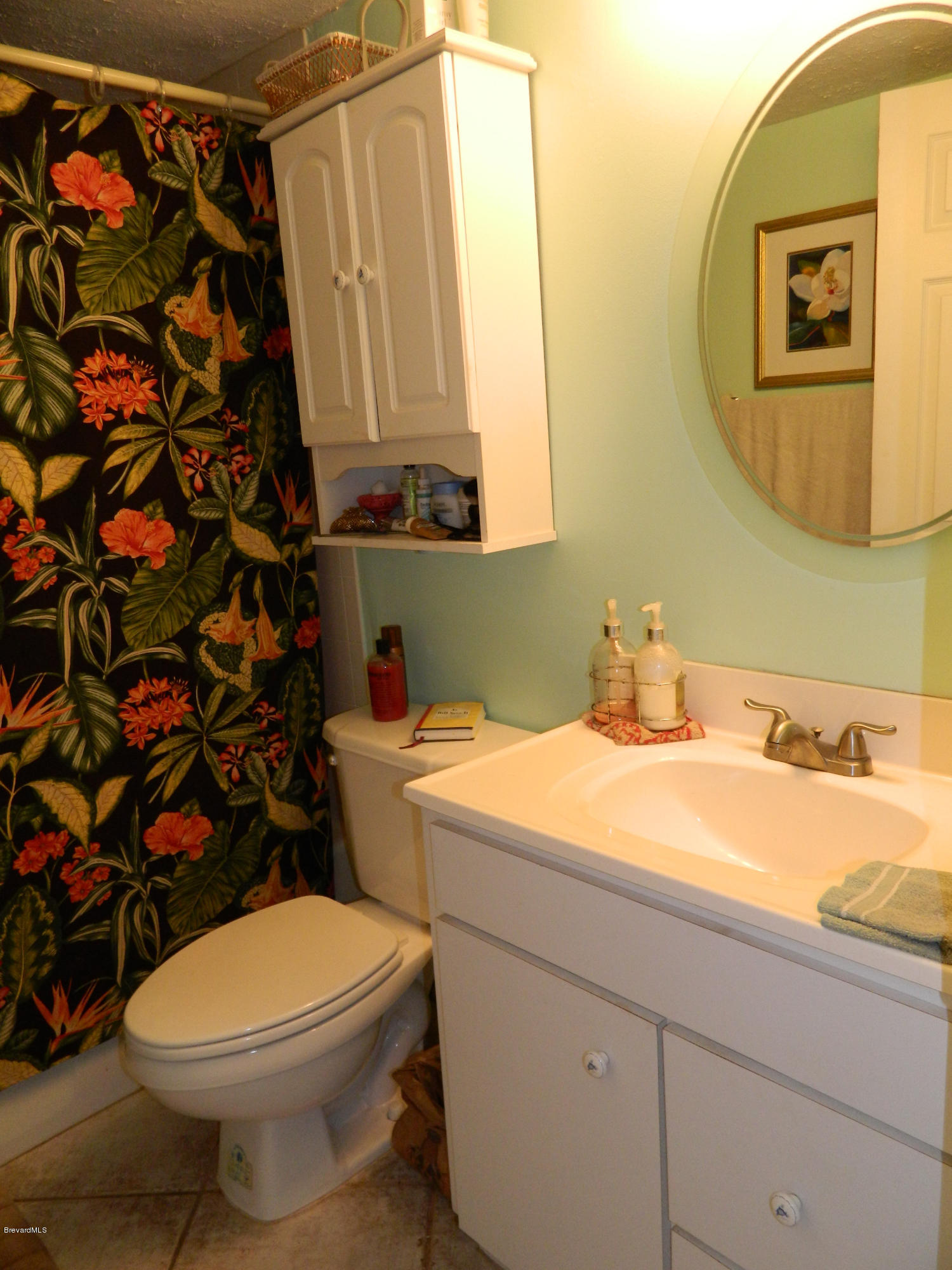 500 Catalina Road, Unit 404 Cocoa Beach, FL 32931 - Photo 9 of 26 bathroom