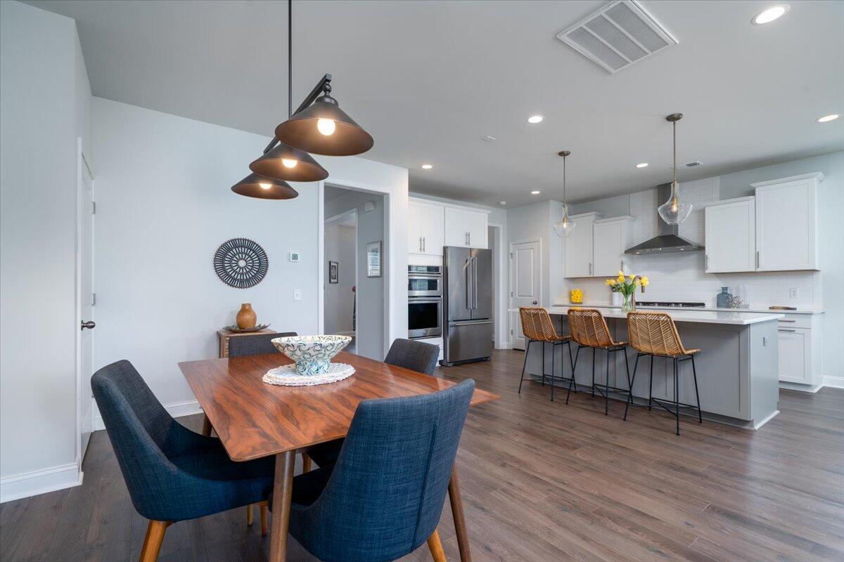 2017 Geranium Lane Johns Island, SC 29455 - Photo 10 of 37 Eat in Kitchen