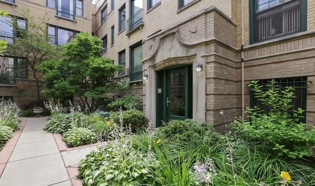 7031 North Sheridan Road, Unit 3E Chicago, IL 60626 - Photo 1 of 1 Gallery Image 1