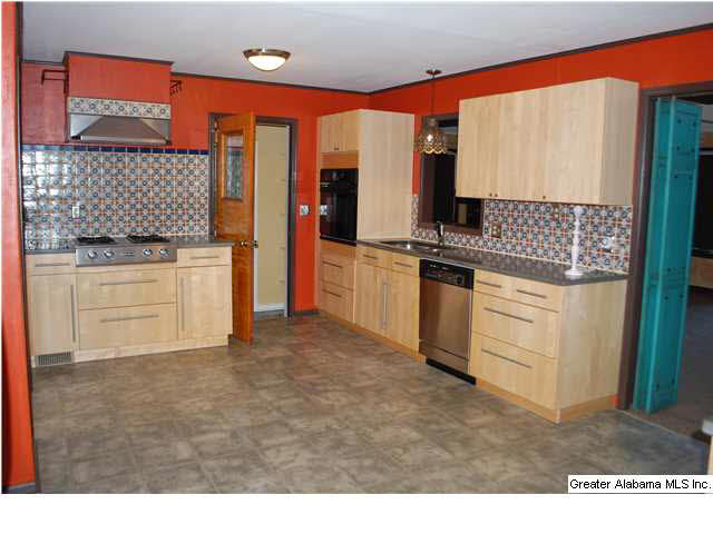 1525 3rd Street Northwest Center Point, AL 35215 - Photo 7 of 17