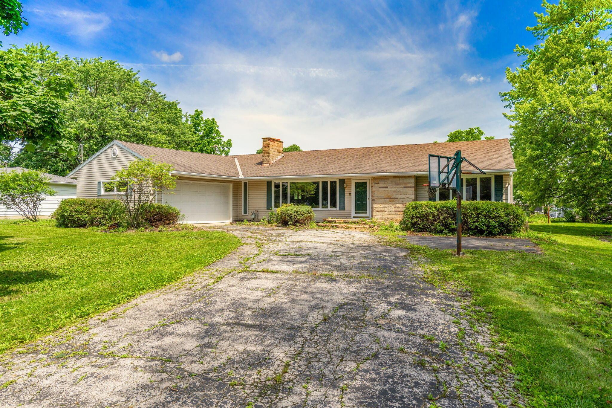 1282 Lawndale Road Marion, OH 43302 - Photo 3 of 51 1282 Lawndale Rd (Exterior)-1
