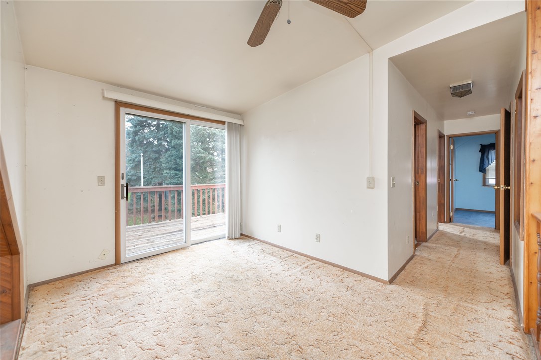 65 English Road Greece, NY 14616 - Photo 25 of 43