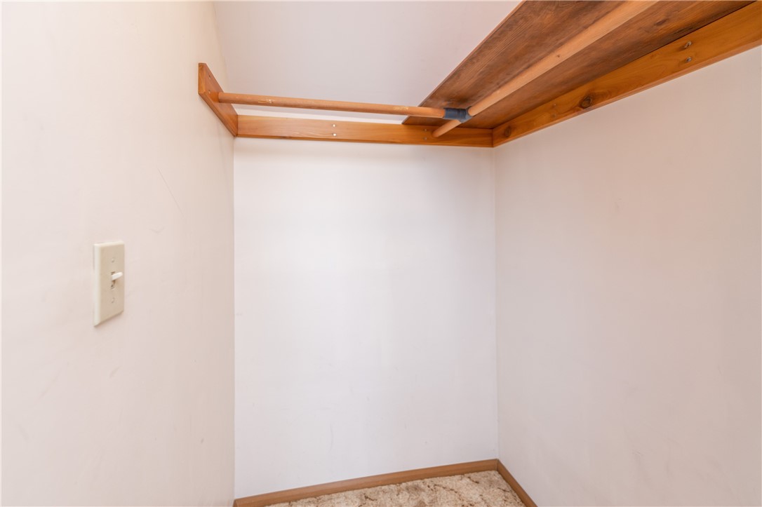 65 English Road Greece, NY 14616 - Photo 35 of 43