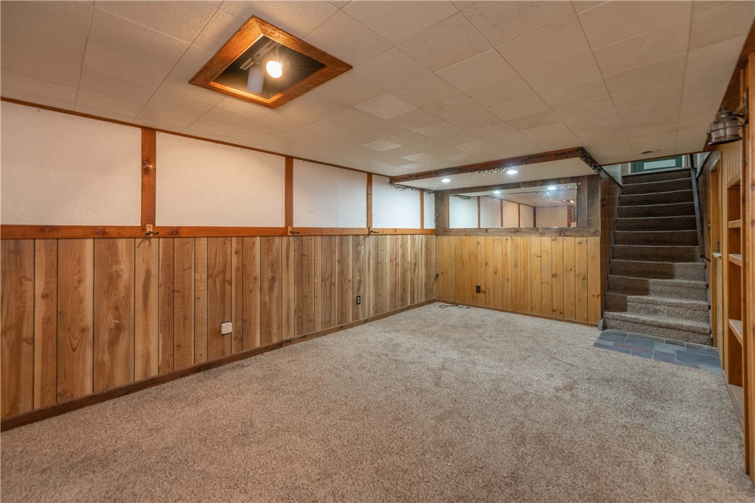 65 English Road Greece, NY 14616 - Photo 39 of 43