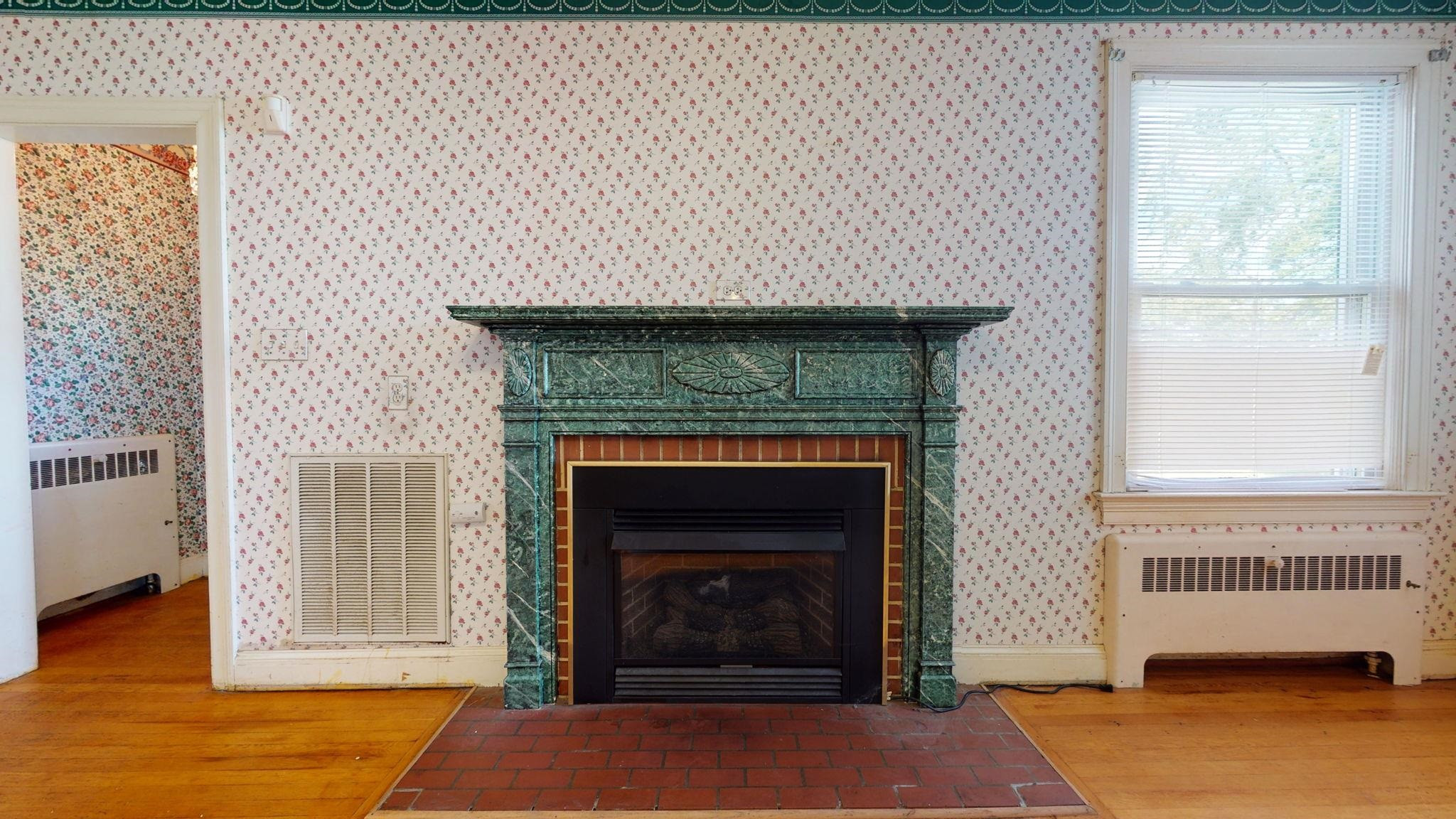 340 South Morgan Street Roxboro, NC 27573 - Photo 6 of 28 Photo 6