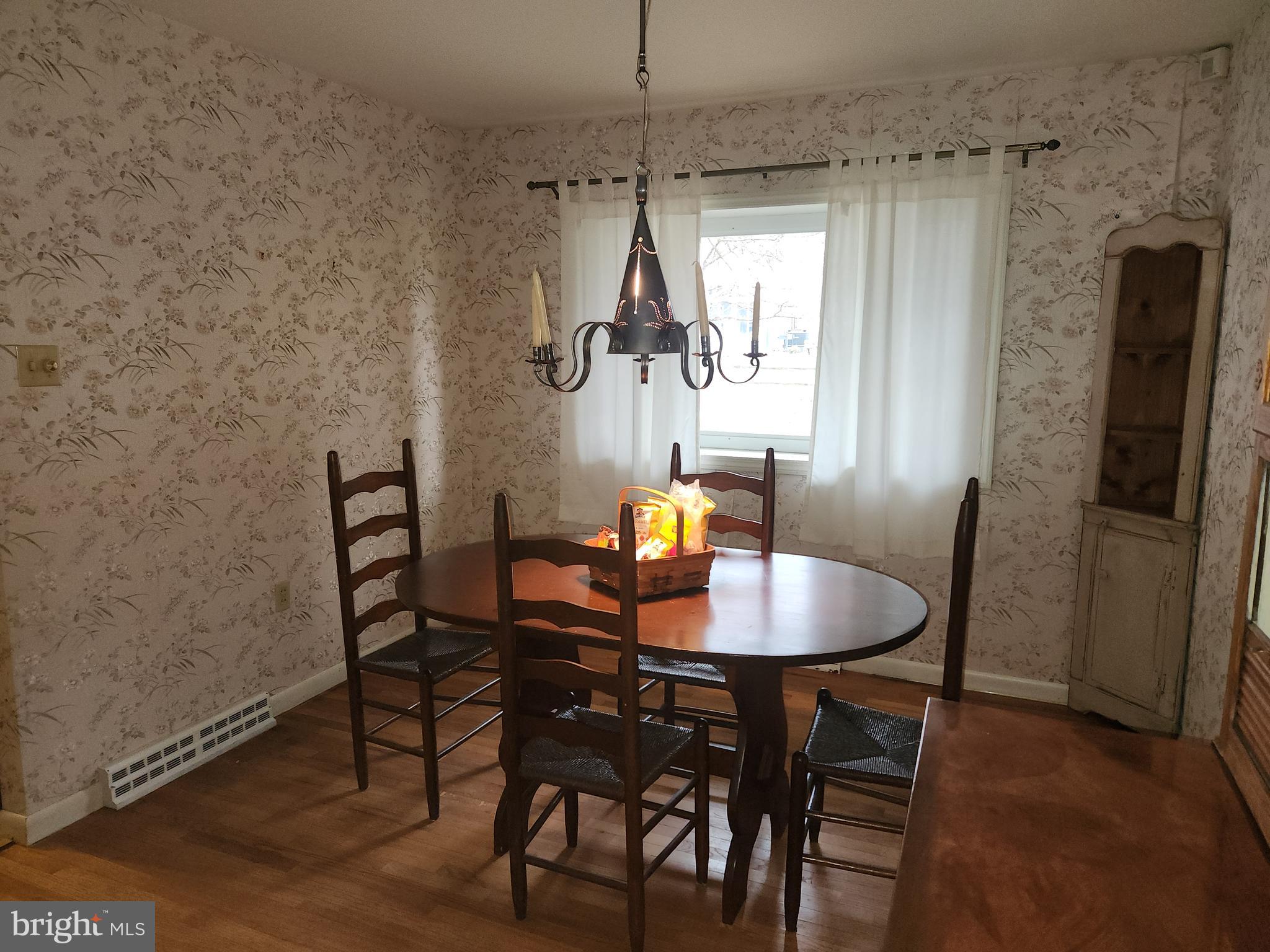 3116 Linda Lane Sinking Spring, PA 19608 - Photo 25 of 44 a dining room with furniture and window