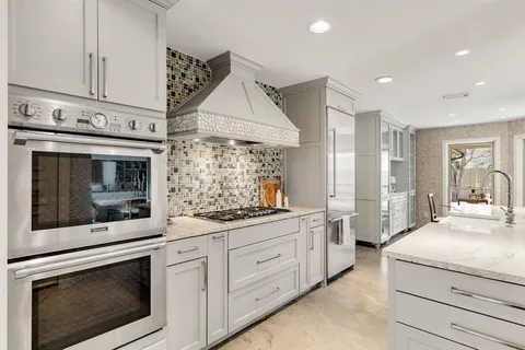 $600,000 | 2404 Chadbourne Drive, Plano, TX 75023