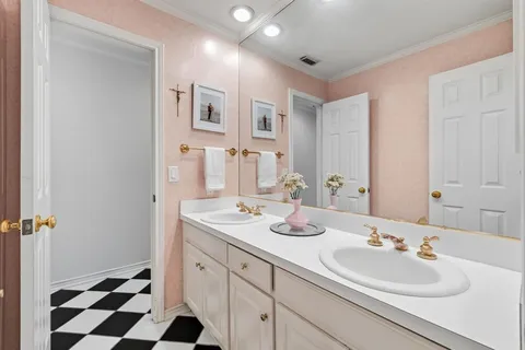 $600,000 | 2404 Chadbourne Drive, Plano, TX 75023