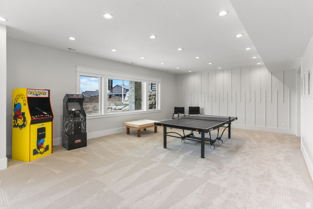 1354 South 800 East Mapleton, UT 84664 - Photo 75 of 129 Playroom with recessed lighting and a decorative wall