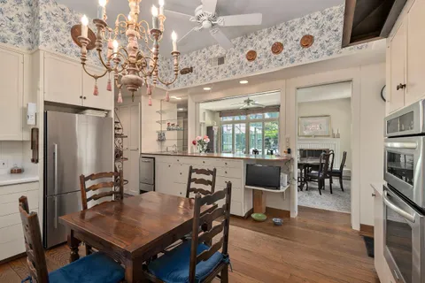 $10,495,000 | 399 Selby Lane, Atherton, CA 94027