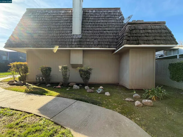 $225,000 | 1648 West N Bear Creek Drive, Merced, CA 95348