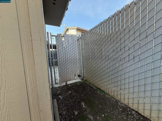 $225,000 | 1648 West N Bear Creek Drive, Merced, CA 95348