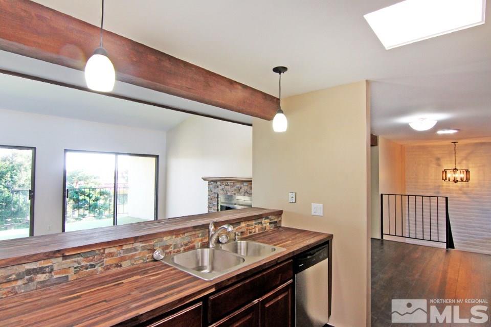 3393 Skyline Boulevard Reno, NV 89509 - Photo 10 of 29 Photo 10