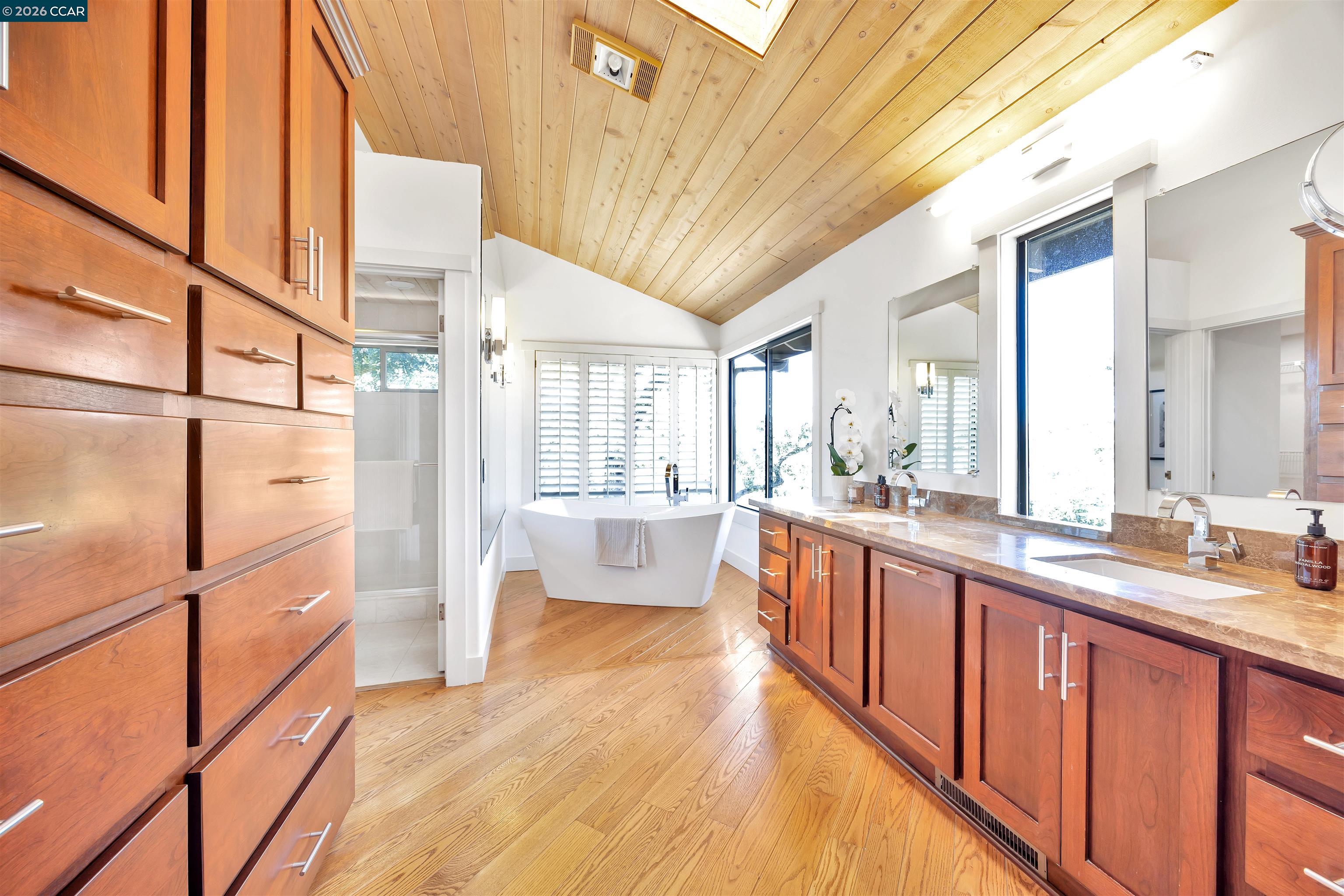 857 Las Trampas Road Lafayette, CA 94549 - Photo 14 of 31 Gallery Image 14
