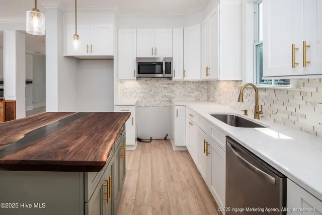 $339,900 | 3846 West Wilson Street, Farmville, NC 27828