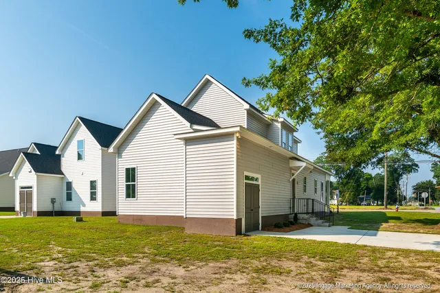 $339,900 | 3846 West Wilson Street, Farmville, NC 27828