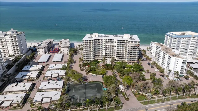 $2,700,000 | 1800 Benjamin Franklin Drive, Unit B809, Sarasota, FL 34236