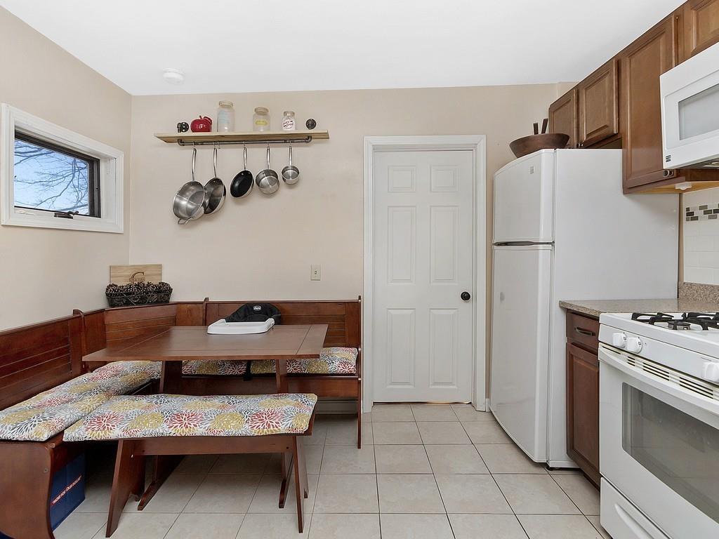12 Outlook Road Waltham, MA 02451 - Photo 9 of 36