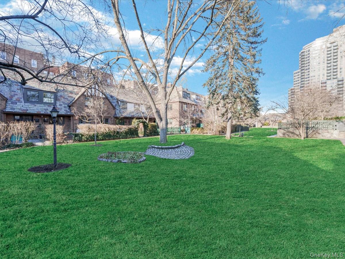 11109 75th Road Queens, NY 11375 - Photo 24 of 29 Beautifully manicured residents-only greenspace