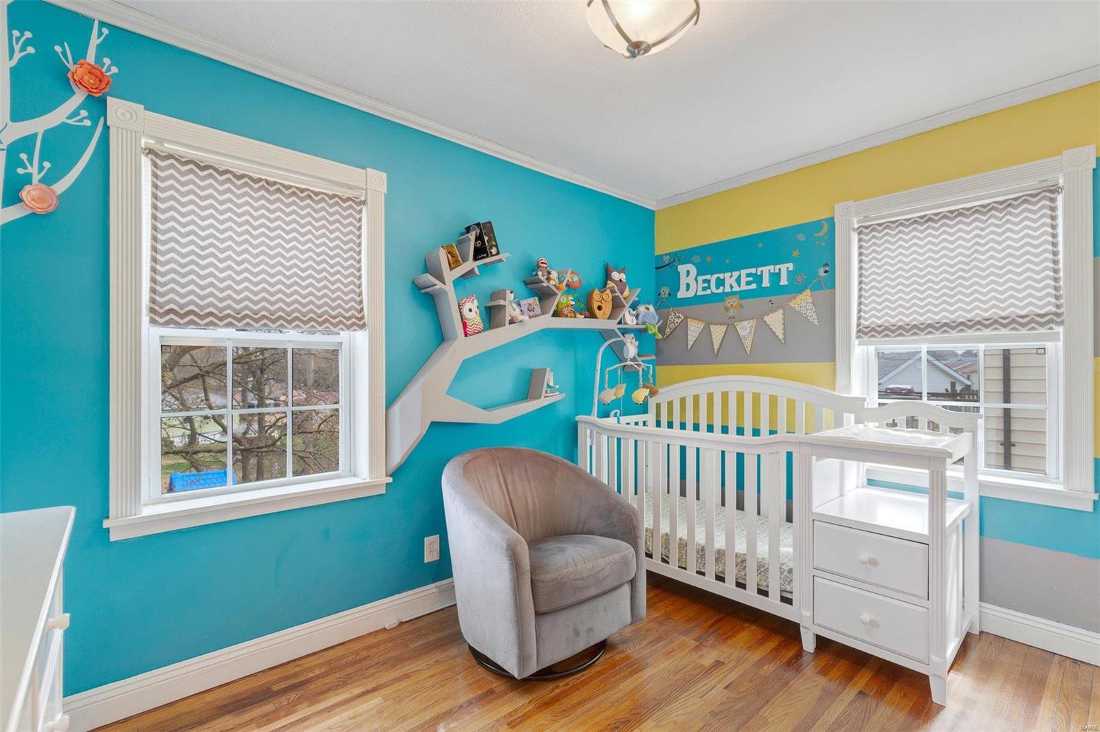 9422 MacKenzie Road St. Louis, MO 63123 - Photo 16 of 33