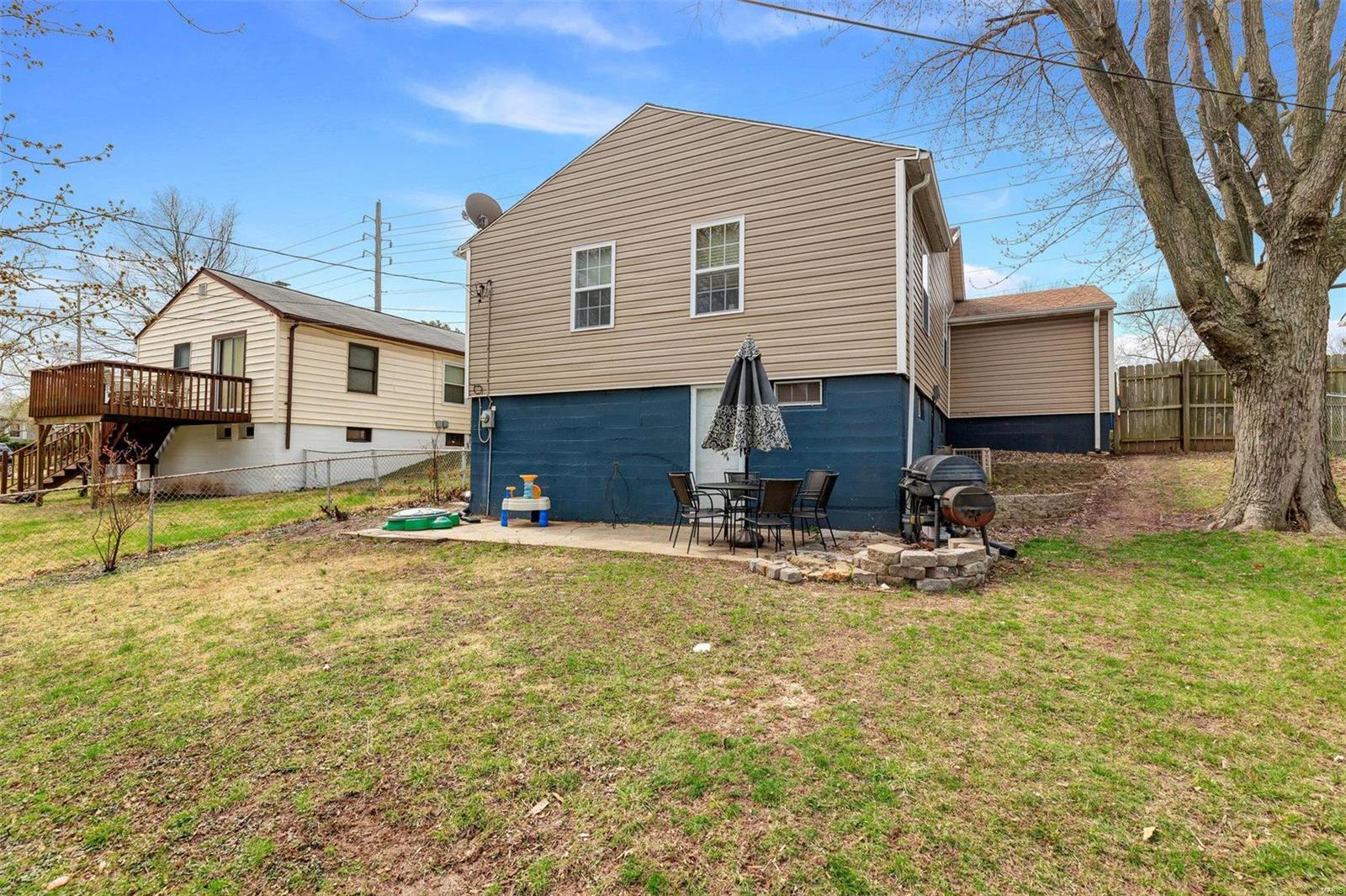 9422 MacKenzie Road St. Louis, MO 63123 - Photo 31 of 33