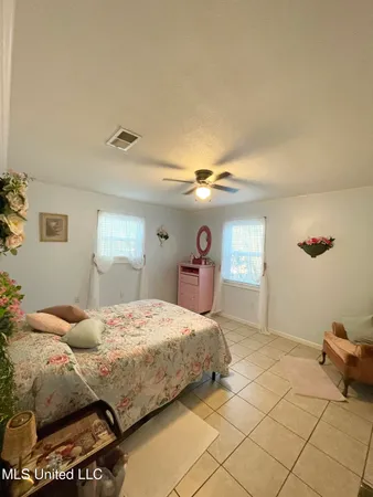 $179,900 | 10401 Dawnridge Drive, Moss Point, MS 39562