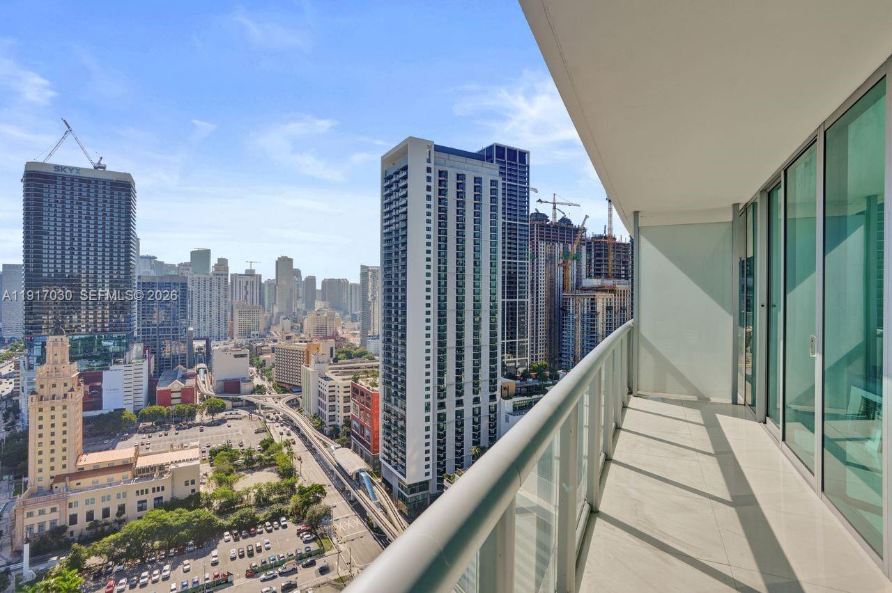 888 Biscayne Boulevard, Unit 2904 Miami, FL 33132 - Photo 16 of 27 a view of balcony with city view
