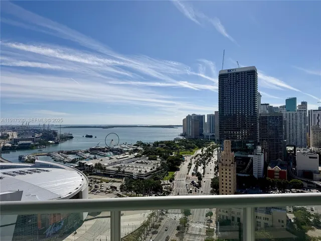 $890,000 | 888 Biscayne Boulevard, Unit 2904, Miami, FL 33132