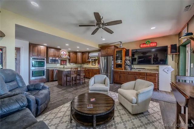 $649,000 | 81 Restless Point, Camdenton, MO 65020