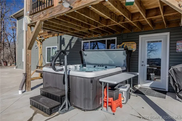 $649,000 | 81 Restless Point, Camdenton, MO 65020