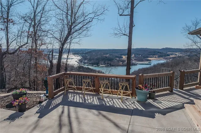 $649,000 | 81 Restless Point, Camdenton, MO 65020