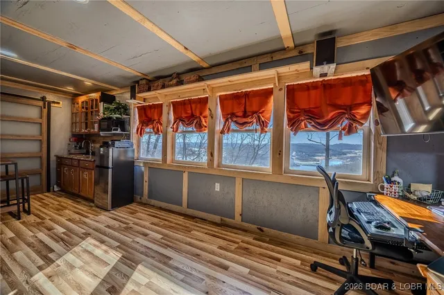 $649,000 | 81 Restless Point, Camdenton, MO 65020