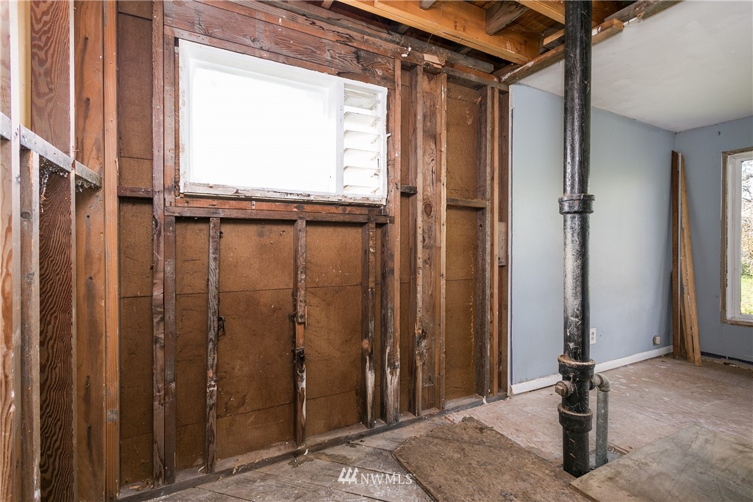 3880 Bancroft Road Bellingham, WA 98225 - Photo 9 of 25 Gallery Image 9