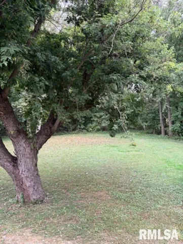 $89,000 | 328 Island Avenue, East Moline, IL 61244