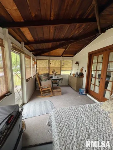 $89,000 | 328 Island Avenue, East Moline, IL 61244