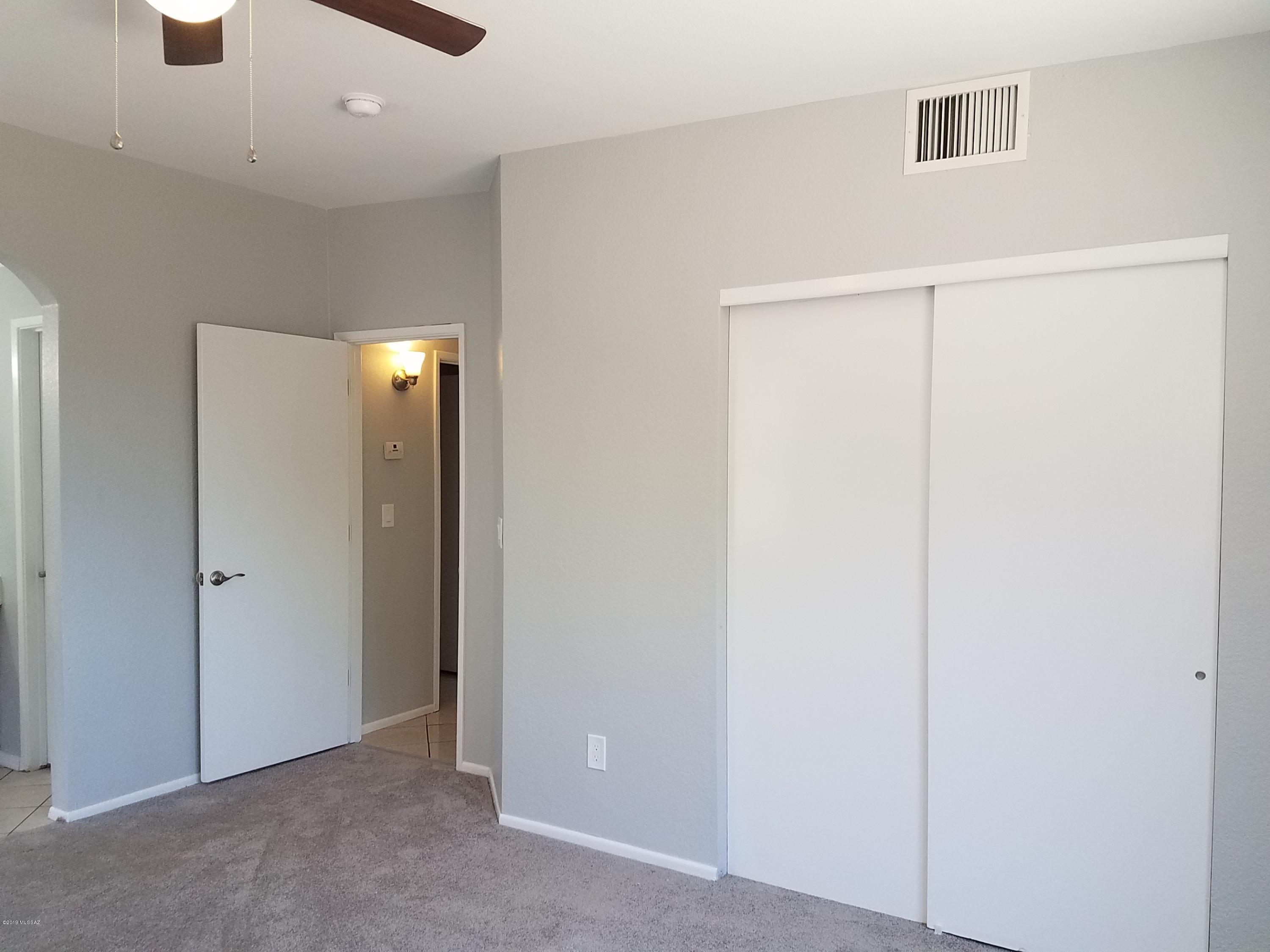 5513 South Stockwell Road Tucson, AZ 85746 - Photo 18 of 24 Gallery Image 18
