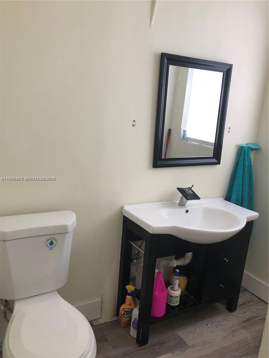 2231 Southwest 57th Court Miami, FL 33155 - Photo 5 of 12