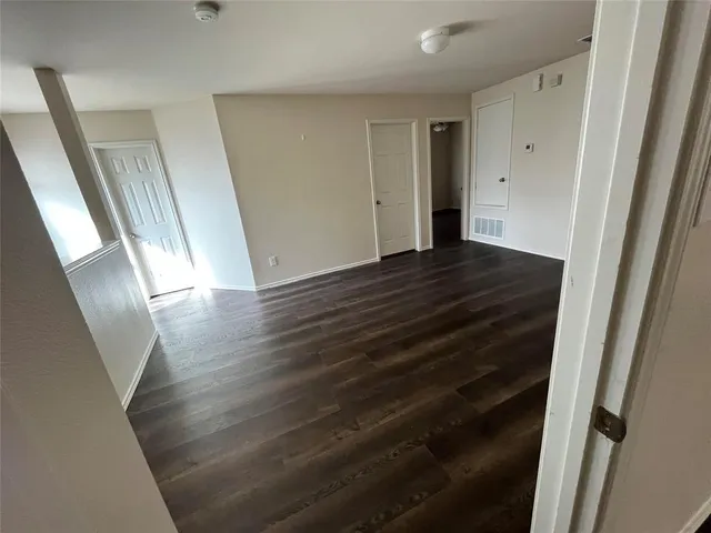 $2,100 | 10548 Flagstaff Run, Fort Worth, TX 76140